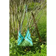 einzigartige häkeltasche: ein kunstwerk aus grün-blauem garn, handgefertigt mit liebe zum detail online kaufen bei ankrela "andrea's kreativ laden"
